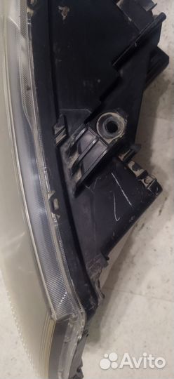 Фара правая mitsubishi outlander xl