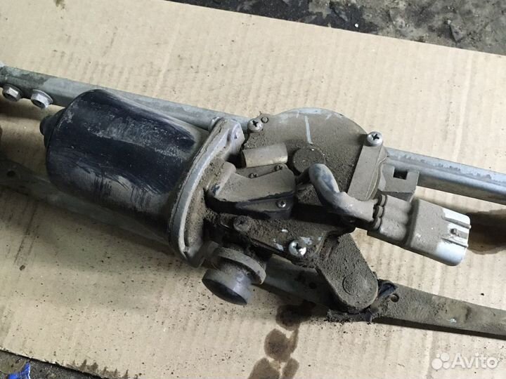 Стеклоочиститель Geely Emgrand ec7