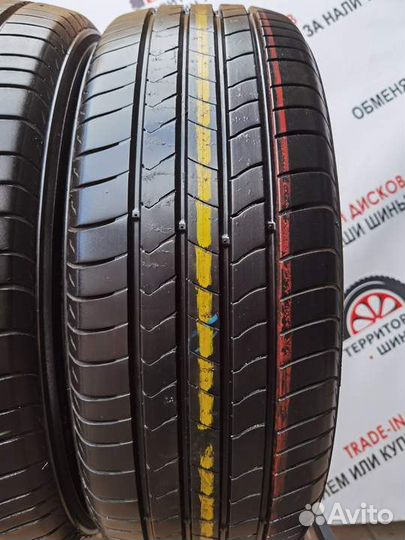 Kumho Ecsta HS51 215/60 R17 96H