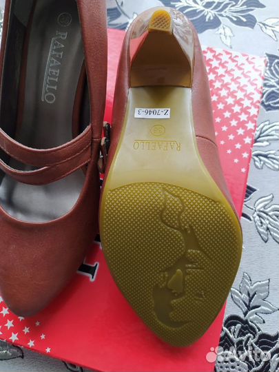 Туфли новые 38 размер