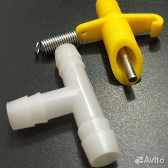 Ниппельные поилки для кроликов 24 шт