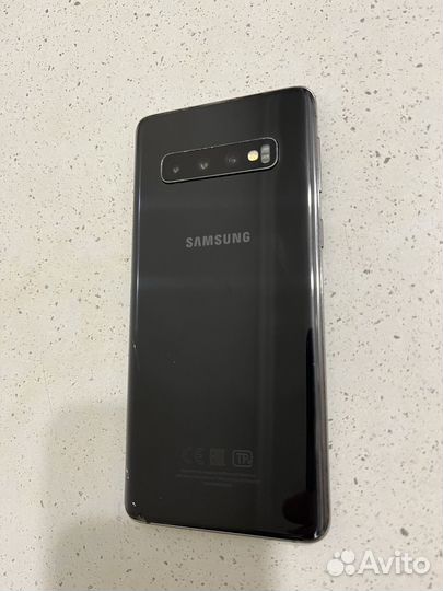 Samsung Galaxy S10, 8/128 ГБ