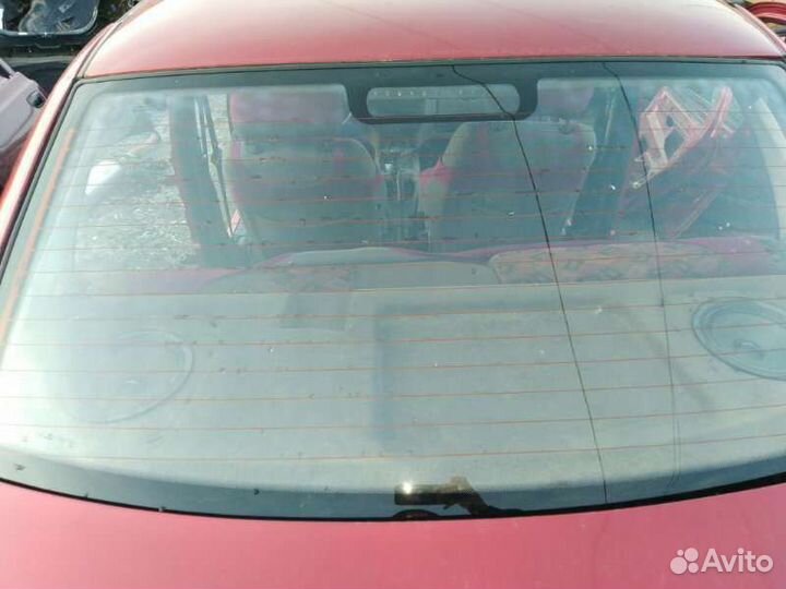 Заднее стекло Лада Калина 1