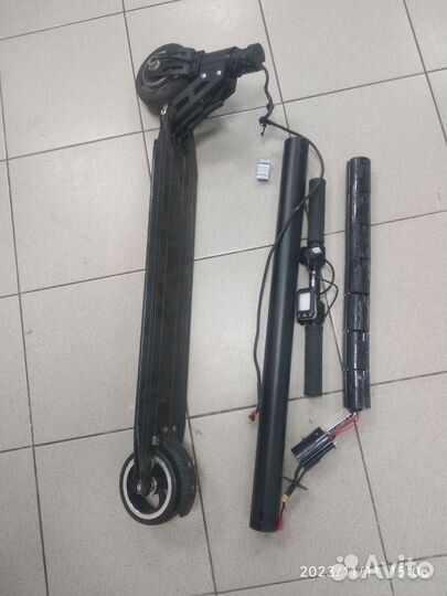 Электросамокаты под восстановление или на запчасти