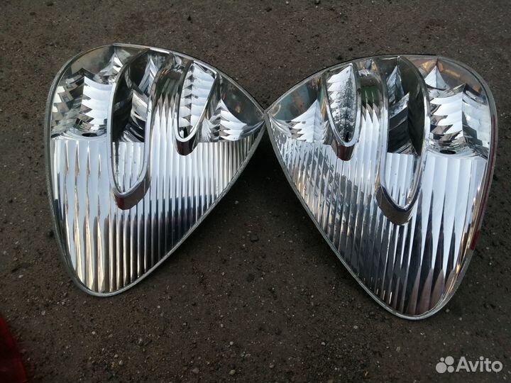 Корпус заднего фонаря Mercedes W211