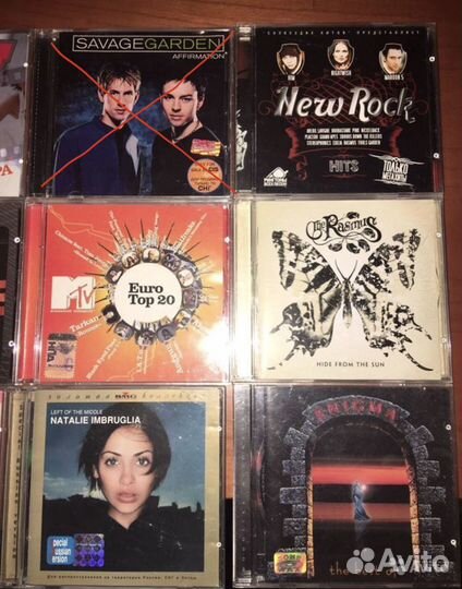 CD-диски разные, лицензионные