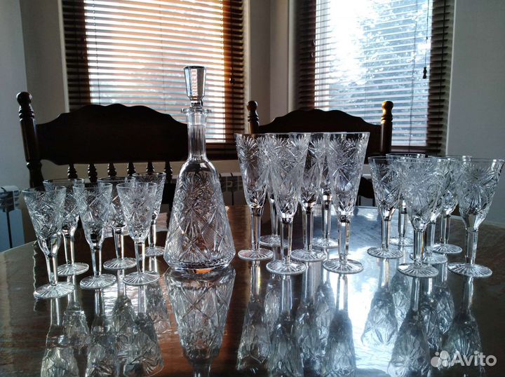 Графин и рюмки хрусталь