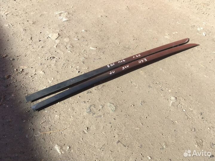 Молдинг лобового стекла bmw e60