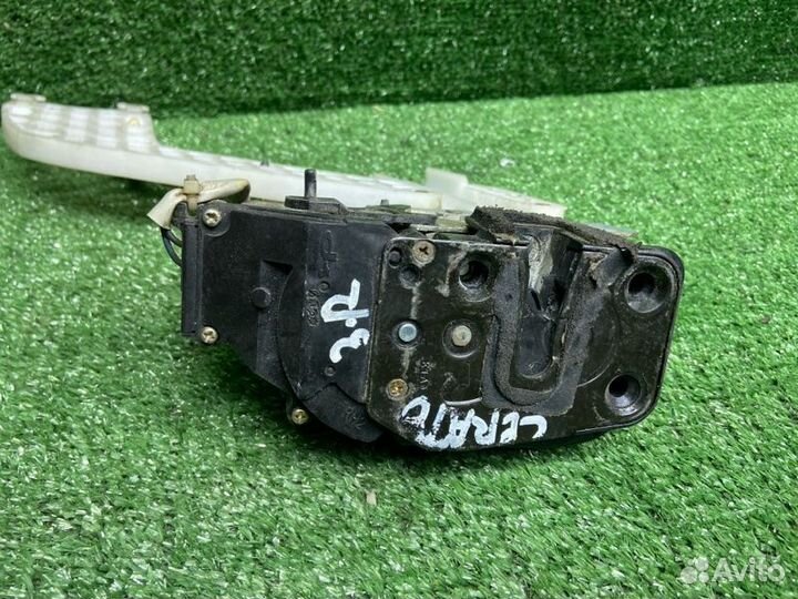 Замок двери задний правый Kia Cerato 1