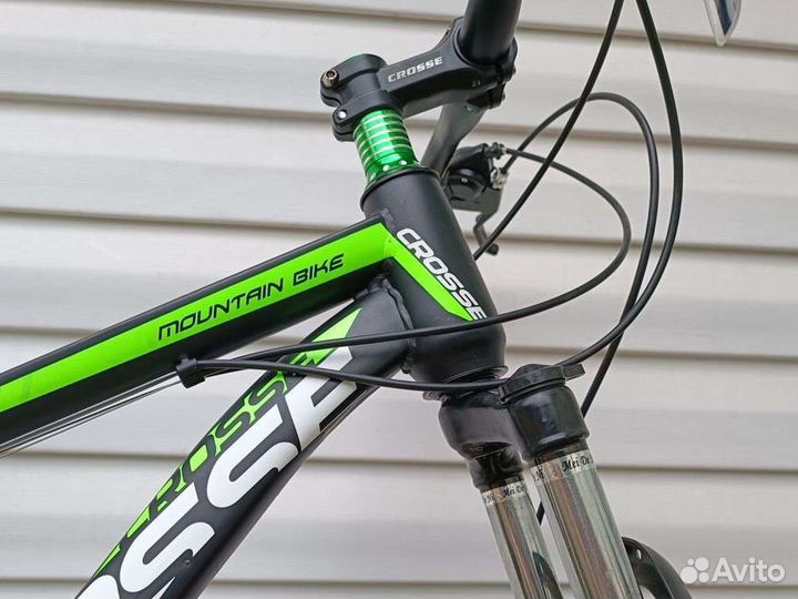 Двух подвес велосипед