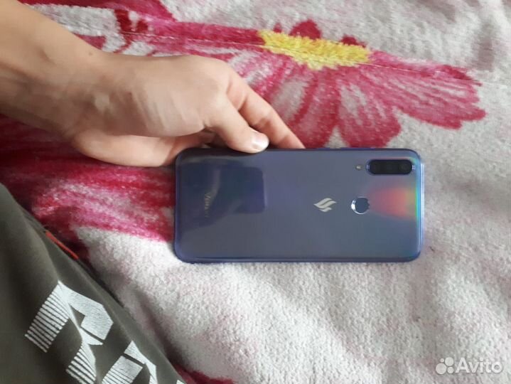 Vsmart Joy 3, 3/32 ГБ