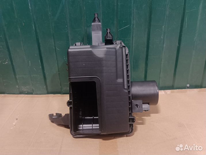 Корпус воздушного фильтра Nissan X Trail T32