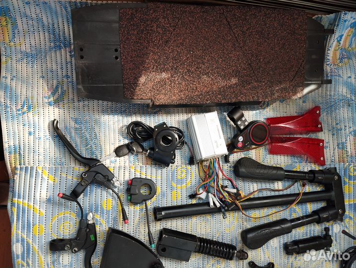 Запчасти на самокат kugoо м4