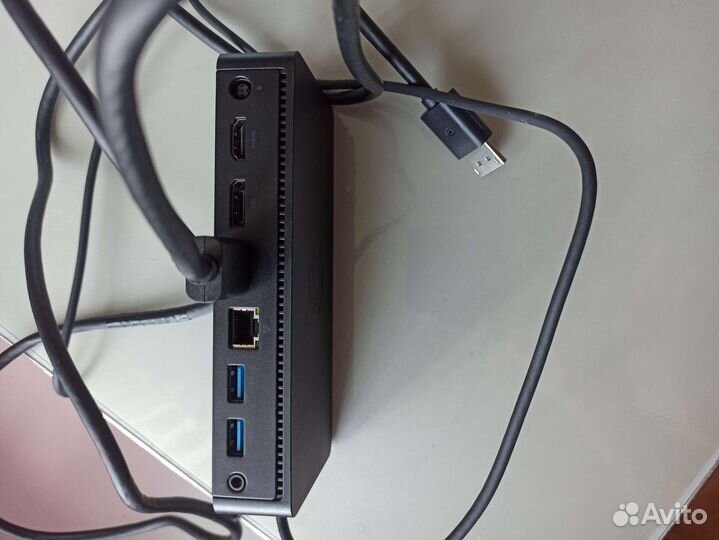 Док станция D6000