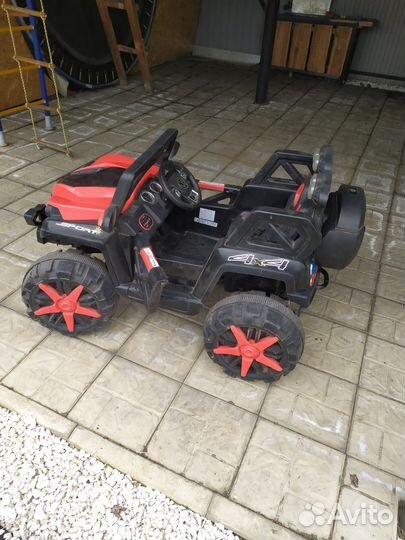 Детский электромобиль бу