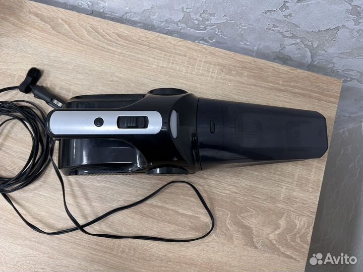 Автомобильный пылесос