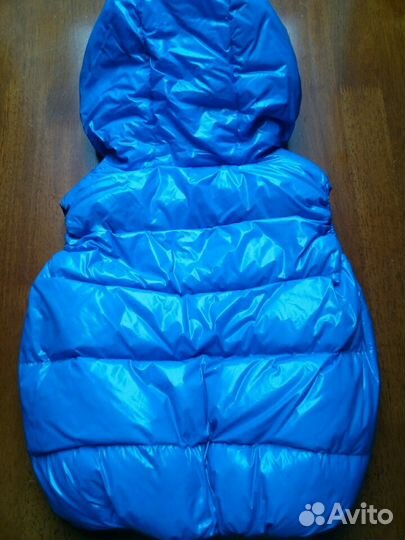 Жилет пуховой