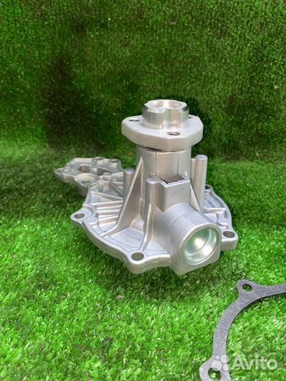 Помпа Audi 80 \ 100 B3 JN 1.8