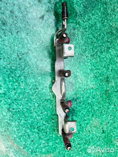 Топливная рейка Mazda 3 BK 1.6 Z6 2005