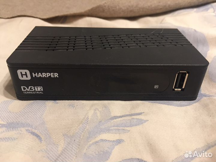 Цифровой телевизионный ресивер Harper HDT2-1514
