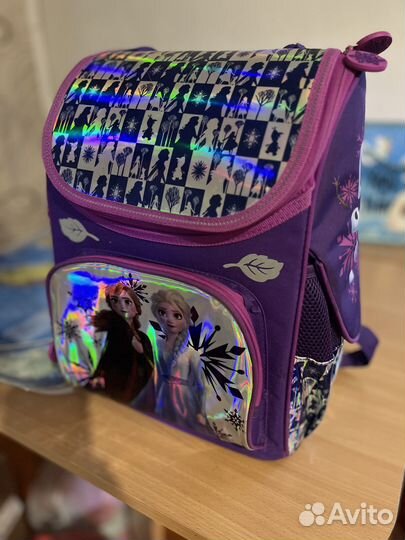 Ранец школьный новый для девочек