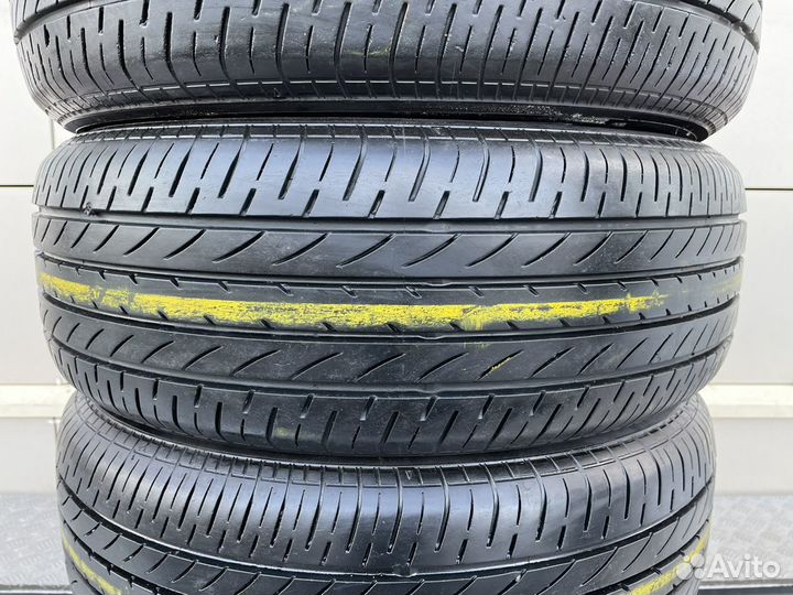 Yokohama BluEarth E75 215/60 R16