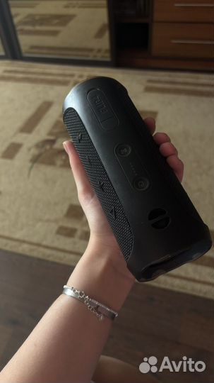 Колонка jbl flip 4