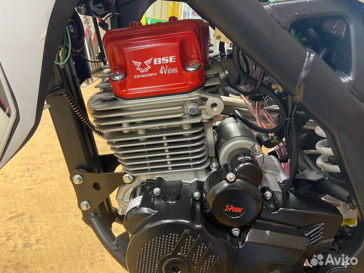 Эндуро мотоцикл BSE Z6 Y Factory Metallic