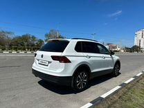 Volkswagen Tiguan 1.4 AMT, 2019, 94 000 км, с пробегом, цена 2 650 000 руб.