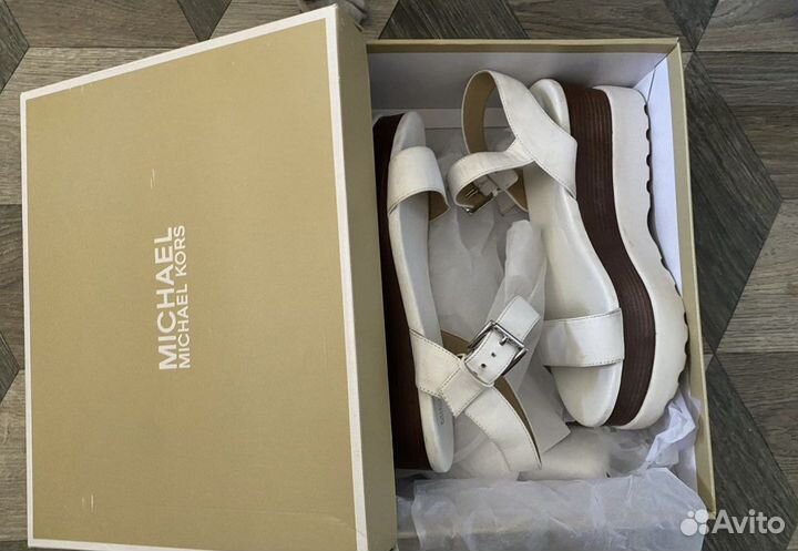 Сандалии michael kors 37