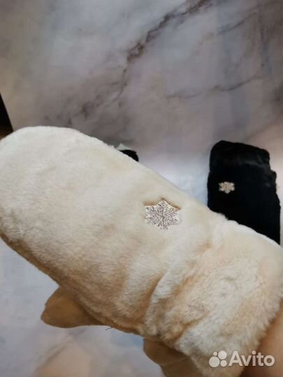 Варежки зимние,меховые,женские