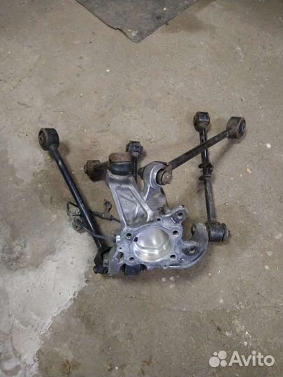 Кулак задний на Accord 7