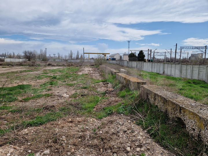 Участок 1,05 га (промназначения)