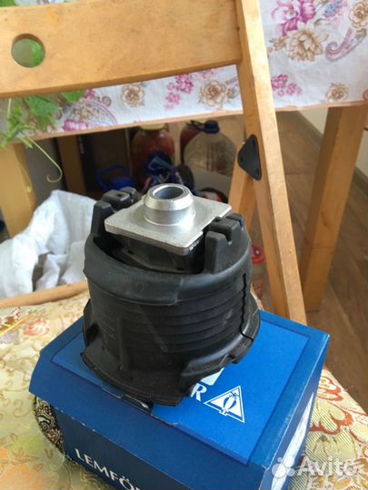 Сайлентблок мерседесw204