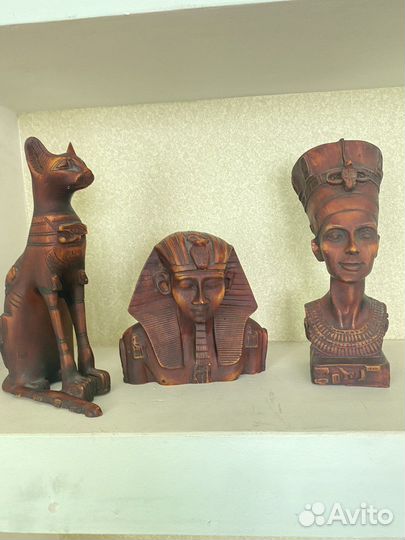 Статуэтки, оберег сувенир, гиря копилка