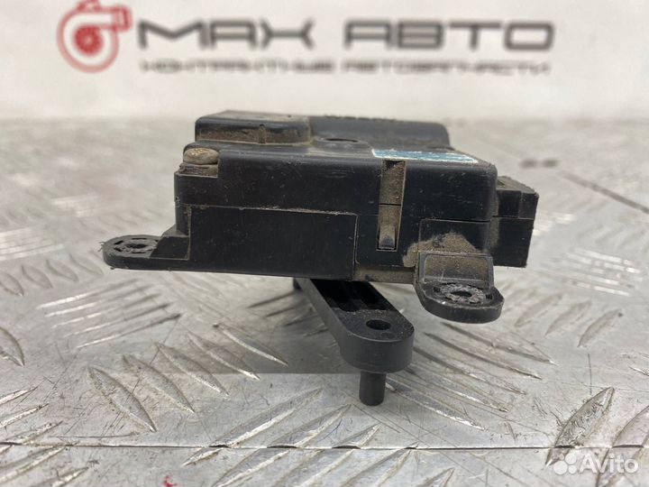 Б/У Сервопривод заслонки печки (моторчик