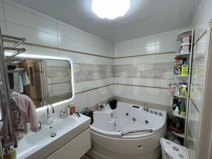 2-к. квартира, 76,2 м², 3/5 эт.