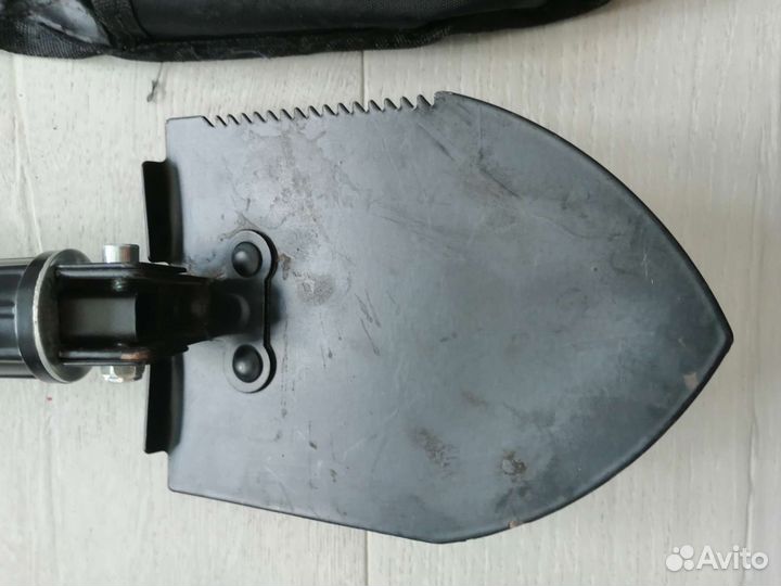 Лопатка складная