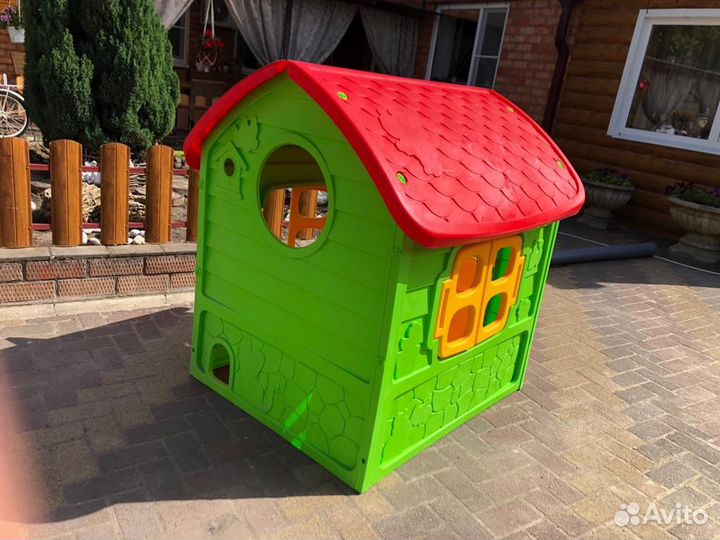 Детский игровой пластиковый домик