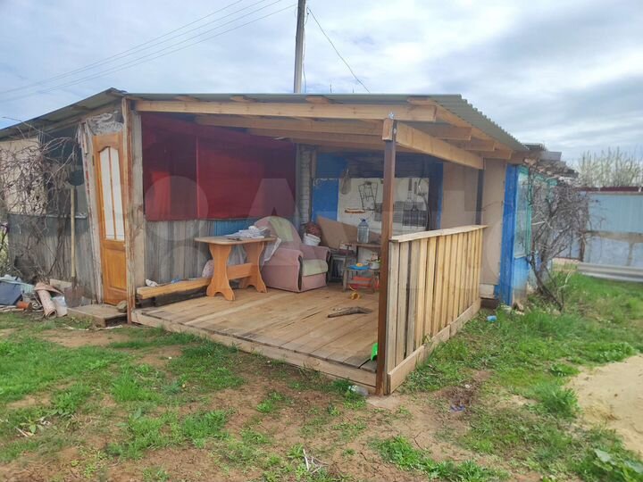 Дача 20 м² на участке 6 сот.