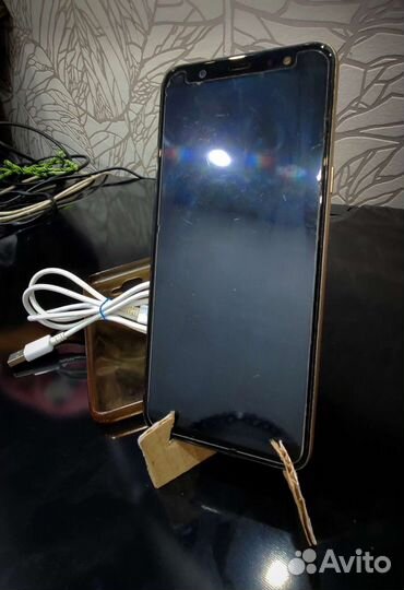 Samsung Galaxy A6+, 3/32 ГБ