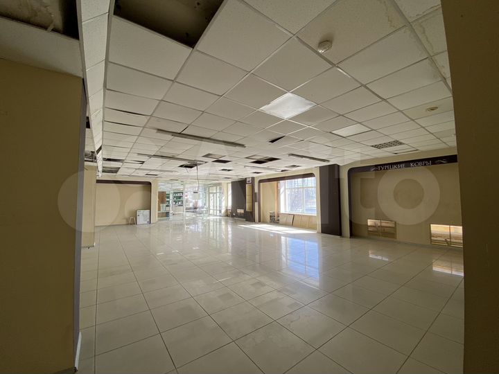 Торговая площадь, 180 м² (40м2, 50м2, 130м2)