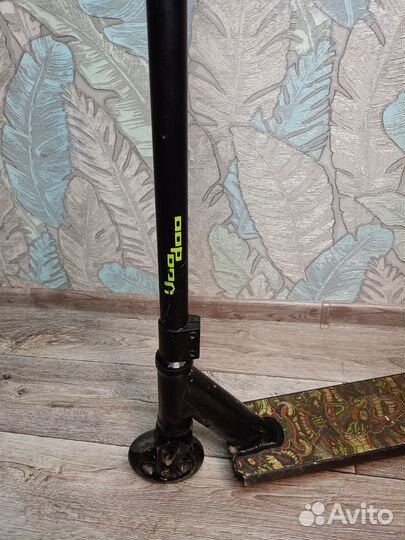 Трюковой самокат