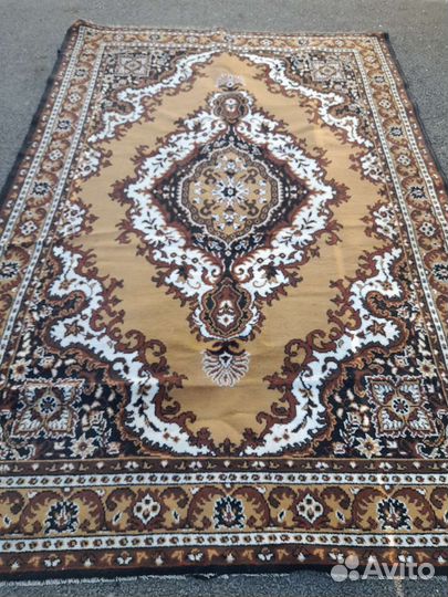 Ковер б/у ш 1.80 д.2.60