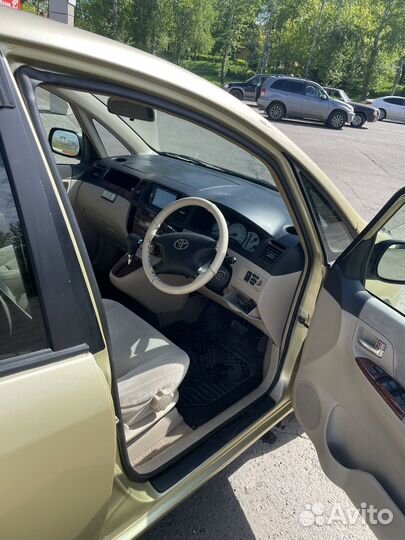Toyota Corolla Spacio 1.5 AT, 2001, 217 000 км