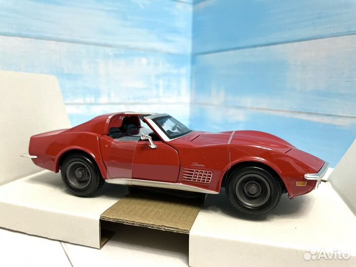 Модель автомобиля Chevrolet Corvette 1970 1:24