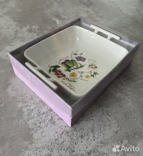 Салатник фарфор 13,5*13,5 см