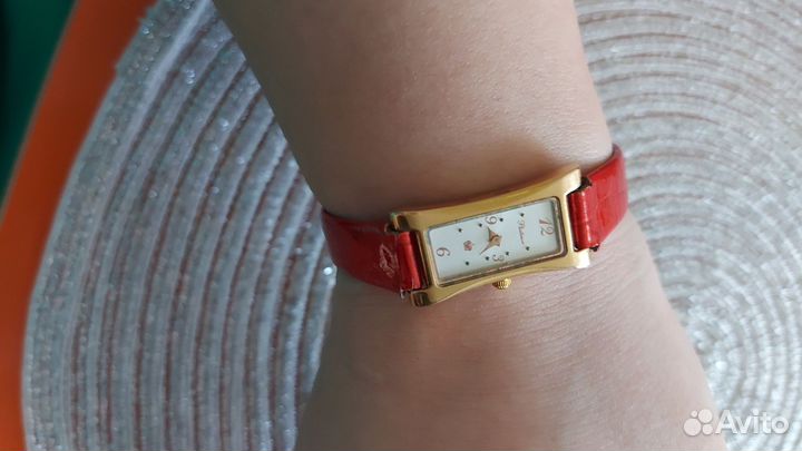 Золотые часы platinor