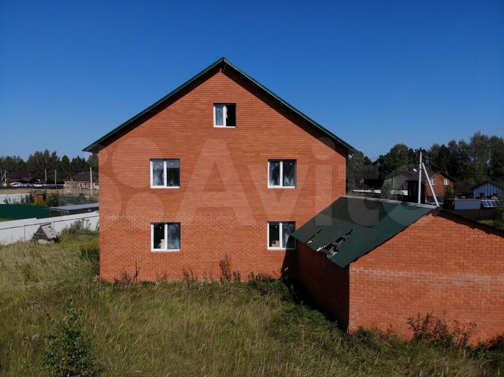 Дача 198 м² на участке 20 сот.