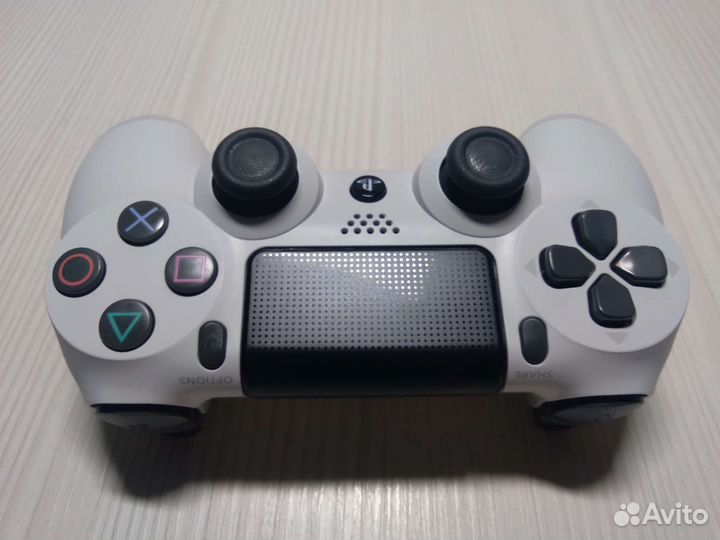 Джойстик PS4